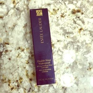 Double Wear Concealer 1C light